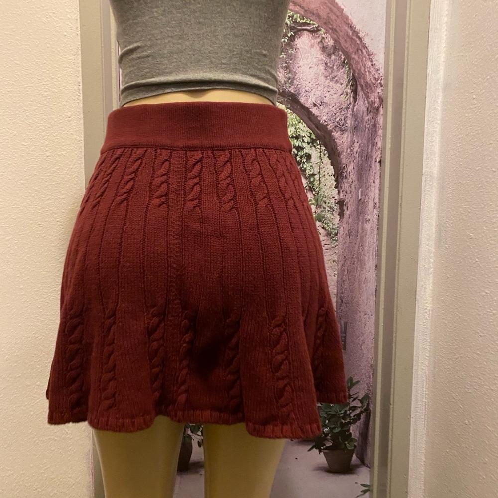 Hollister high waisted knit mini skater deep red maroon burgundy skirt size M - Picture 6 of 9